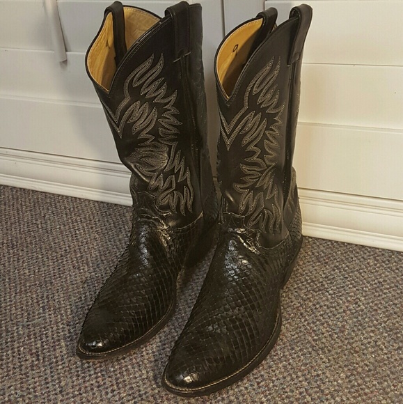 justin snake skin boots